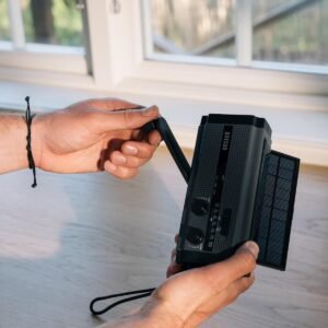 Nødradio AAA-batterier starter opladning af solceller og powerbank